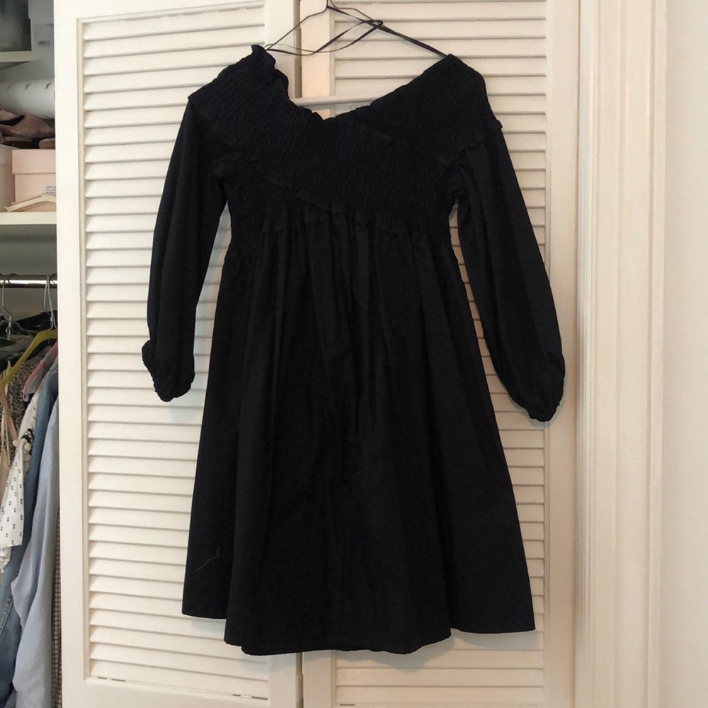 Black mini
